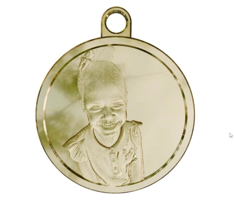 Custom Pendant "ZORA"